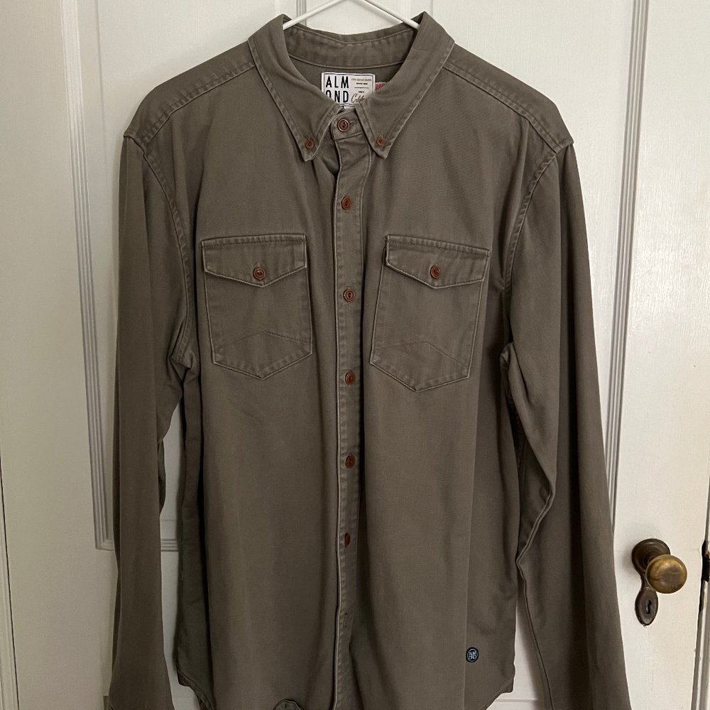 Almond (California) Mens button down